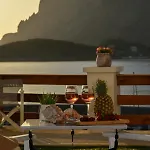 Australia Apartment Myrties